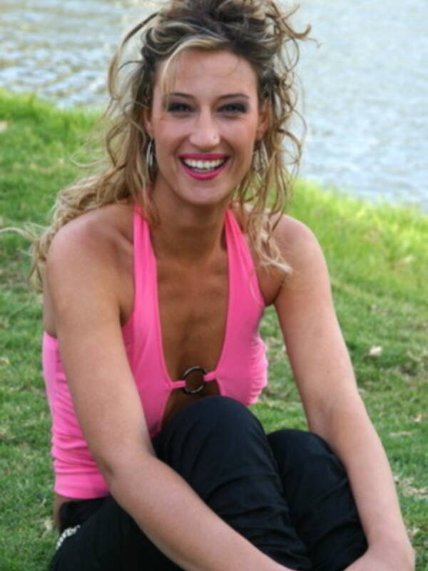 Sevillapress.com 30.000 visitas en menos de un mes .Gran repercusion mundial de la profesora de religion chica playboy