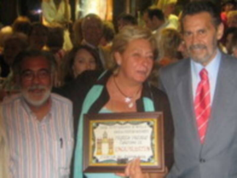 Cuadros Venecia gano el primer premio de escaparates del Ayuntamiento de Sevilla en Corpus  .
