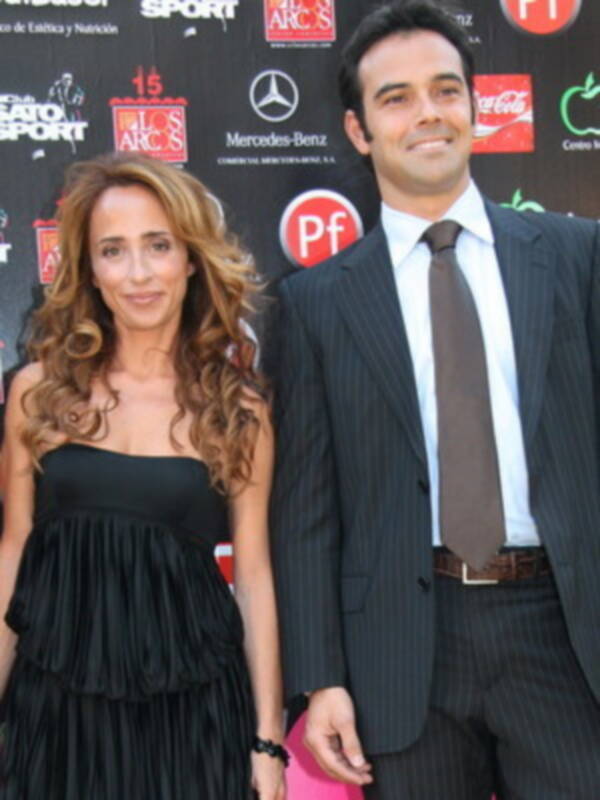 Maria Patiño presenta a su novio un actor venezolano