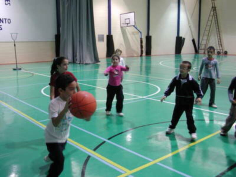 El Ayuntamiento de Gines oferta 17 Escuelas Deportivas diferentes para el próximo curso