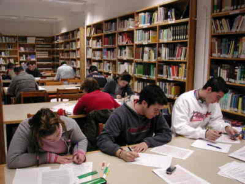 La Biblioteca de Gines pone en marcha un Club de Lectura para adultos