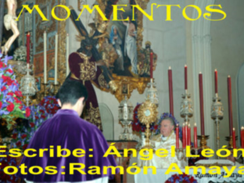Momentos: El Stmo. Sacramento bendijo a todos los asistentes en la Solemne Procesión Claustral en la Hdad. Sacramental Los Gitanos.