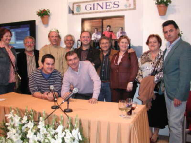 En las puertas de la gloria, nuevo trabajo discográfico de Amigos de Gines  