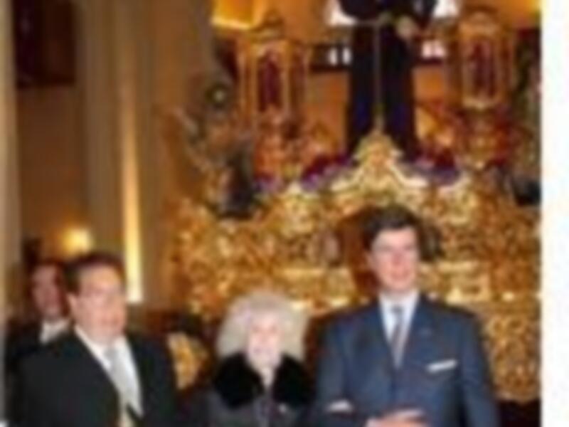 LA DUQUESA DE ALBA CON SU HIJO CAYETANO Y LA HERMANDAD DE LOS GITANOS