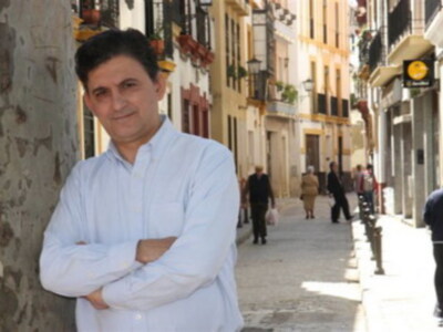 Francisco Correal entrevista en Diario de Sevilla a Francisco Gallardo , autor de El rock de la calle Feria