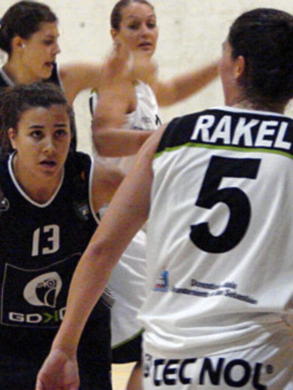 Cumplen todos los favoritos de la LF2, salvo el Arranz que pincha ante el Cáceres y el Biurrarena que cae ante Ibaizabal