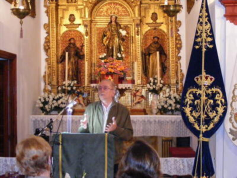 Una conferencia analizó el entorno histórico de la Ermita de Santa Rosalía de Gines 