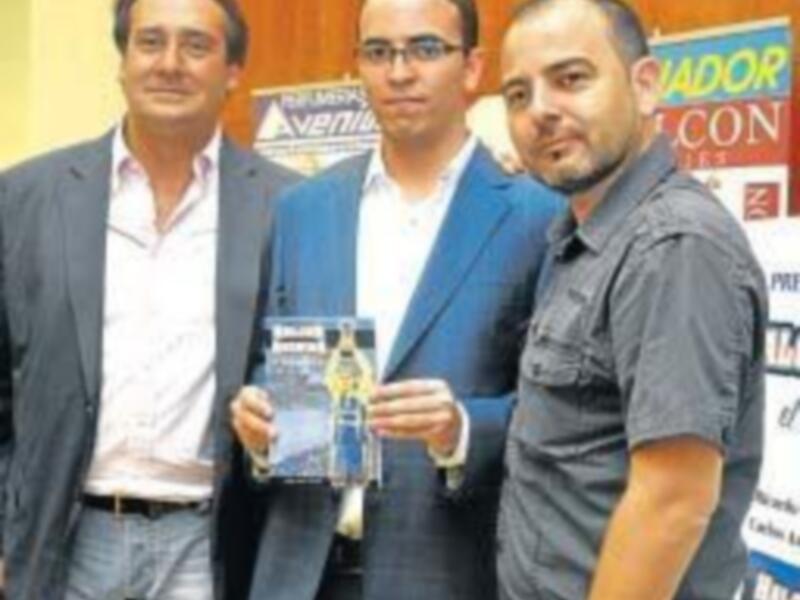 Hoy sale a la venta el libro de Carlos Andres LLamas "Halcón Avenida. El viaje más largo"