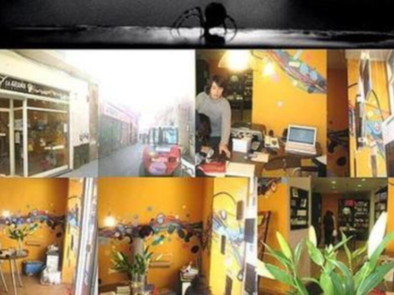 La librería la Araña cumple tres años