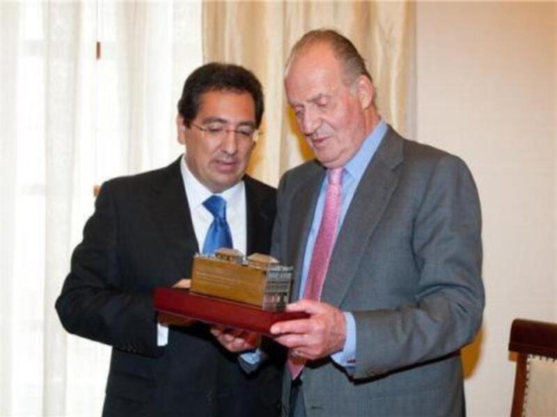 Su Majestad el Rey Don Juan Carlos I visita la sede de Cajasol en su 175 aniversario