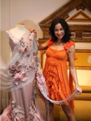 Victorio & Lucchino presentan el vestuario de Cayetana, su pasión