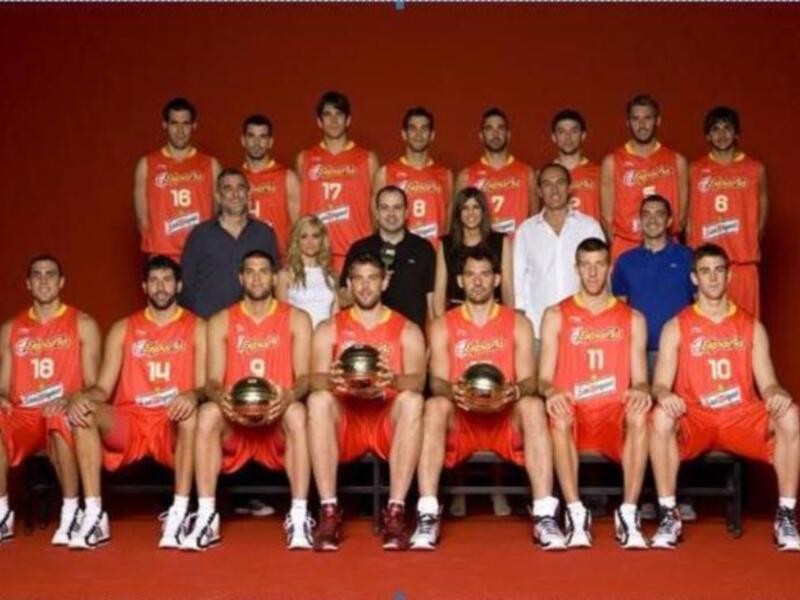 Duelo de titanes en la "gira eñemanía 2010": españa vs argentina 