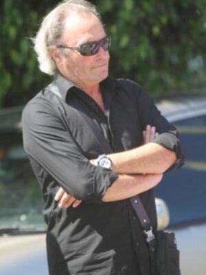 Amador Mohedano llevo flores para Rocío Jurado en el V aniversario de su fallecimiento