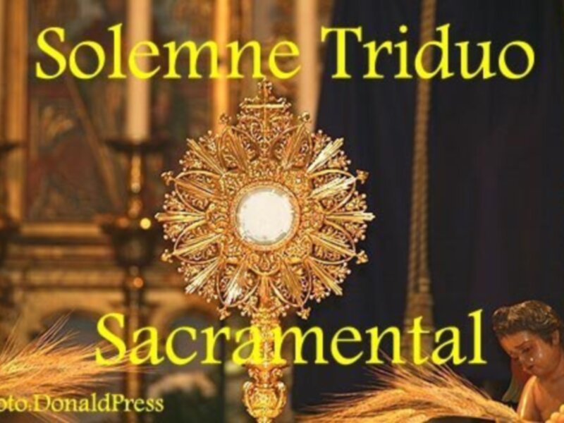 Recta final Solemne Triduo Sacramental en la querida y popular Hermandad Los Gitanos de Sevilla. Hoy ultimo día Procesión con Su Divina Majestad, Participa.