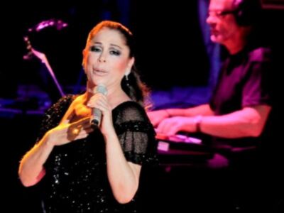 Isabel Pantoja, arrasa en Córdoba 