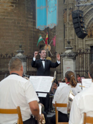 Concierto Extraordinario de la víspera de la Virgen de los Reyes