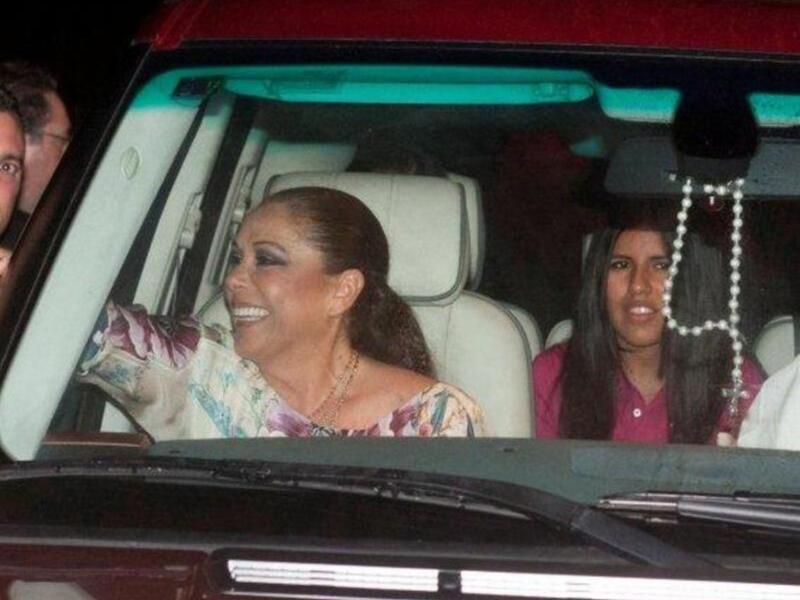 Chavely y Falete fans números uno de Isabel Pantoja en San Fernando el domingo ante 4.000 personas