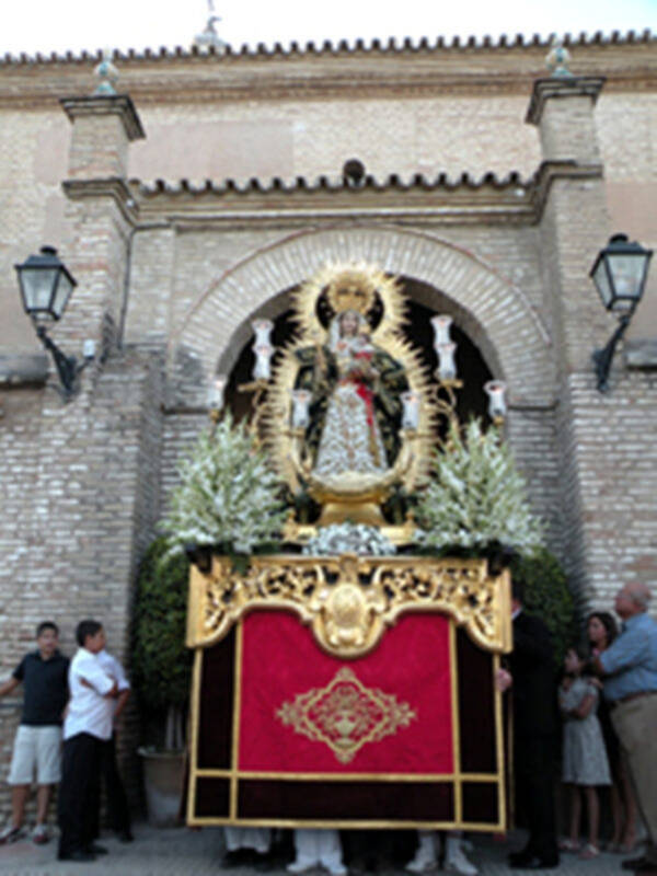 El Corpus de Saltera (Sevilla), procesiona desde el Siglo XVII el 15 de Agosto
