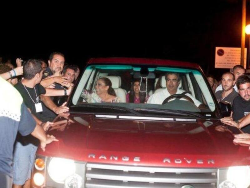 Chavely y Falete fans números uno de Isabel Pantoja en San Fernando el domingo ante 4.000 personas