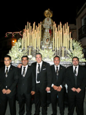 La Fe Mariana de todo un pueblo con su Patrona la virgen de los Dolores de Rinconada (Sevilla)