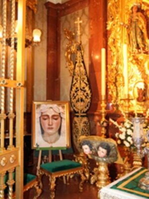 La Antigua Hermandad de la Vera-cruz de Alcalá del Río, presento el cartel del XL Aniversario de la Coronación Canónica de la Stma. Virgen de las Angustias Coronada de Alcalá del Río.