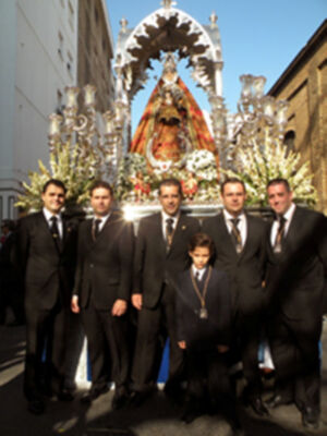 Procesión de la Virgen de la Sierra en Sevilla‏