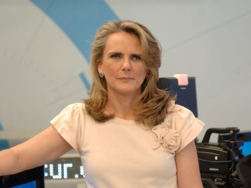 Paraíso Íntimo, una mirada femenina sobre el amor el segundo poemario de la periodista Nuria del Saz