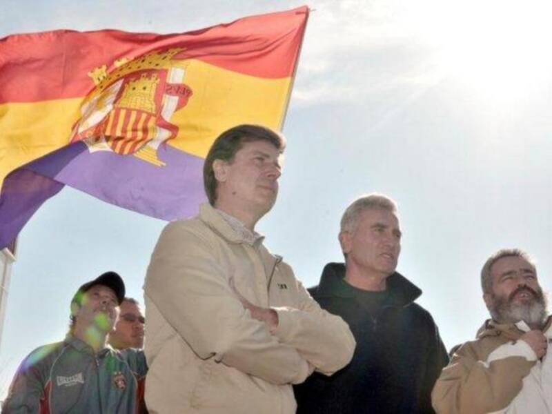 Cayetano Martínez de Irujo visita agricultores de Marinaleda