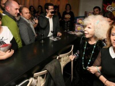 La duquesa de alba recibida en Cáceres como una auténtica estrella