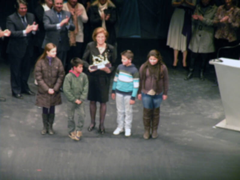 Premio del llamador del Canal sur Radio, a Maruja Vilches Trujillo
