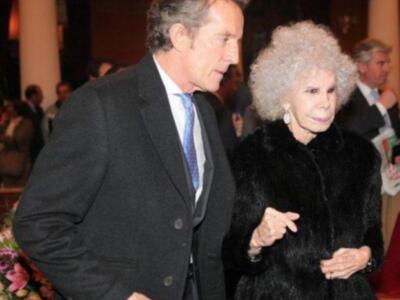 La duquesa de Alba premiada por Onda Cero