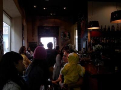 Exposición de pintura pimientos y flamencas by Arturo Tejada Serrano 