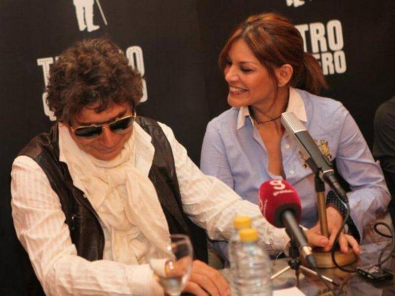 Ivonne Reyes se refugia en el teatro tras anular su boda