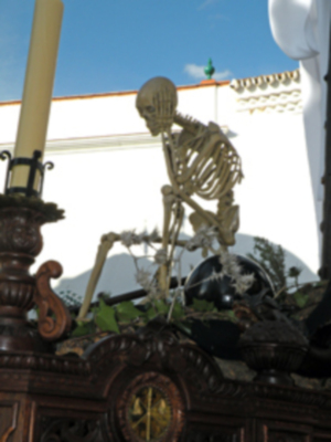  La lluvia dio una tregua en el  Viernes Santo de Alcalá del Río.