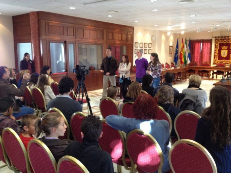 Alumnos y profesores de cuatro países europeos se interrelacionan con el Colegio Lapachar gracias al programa Comenius(Chipiona)