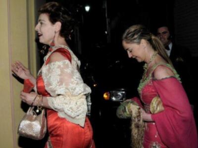 Numerosos personajes conocidos en Feria de Sevilla 2012