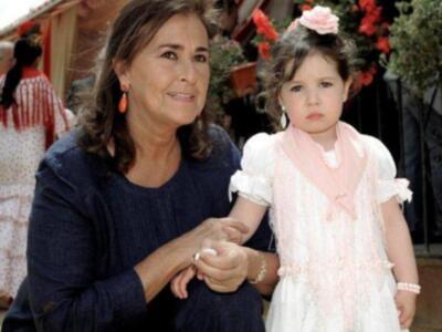 Numerosos personajes conocidos en Feria de Sevilla 2012