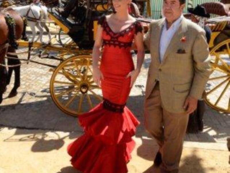 Numerosos personajes conocidos en Feria de Sevilla 2012