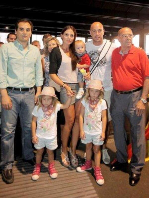 Pepe Reina comenzó sus vacaciones en familia y en Córdoba la tierra de su mujer