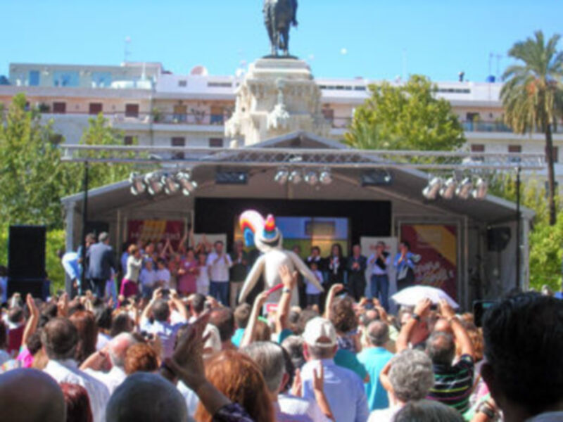 Sevilla .La Fiesta de la Hispanidad recordó la conmemoración de los  XX años de la Expo´92.