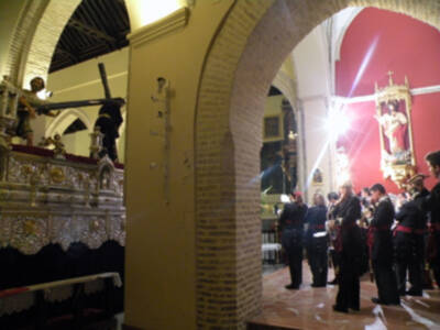 Sevilla.Concierto de marcha procesional de la A.M Dulce Nombre de Jesús de Estepa  en la Iglesia  Parroquial por la Hermandad del Nazareno de Alcalá del Rio.