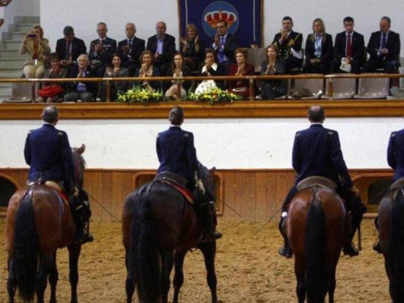 La Reina anfitriona de las primeras damas iberoamericanas visitan Cádiz y Jerez  