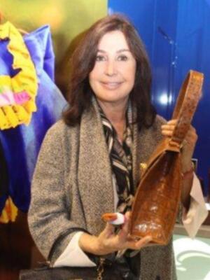 Carmen Martínez Bordiú inaugura el salón del caballo en Sevilla