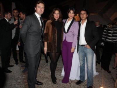 Alfonso Díez ejerce de duque de alba y entrega premio a Bo Derek