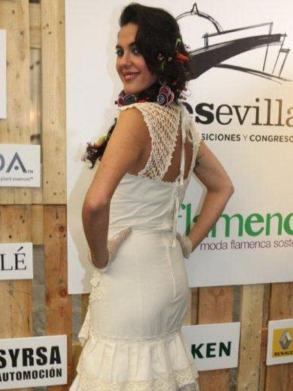 Alba Molina desfilo con trajes de flamenca ecológicos