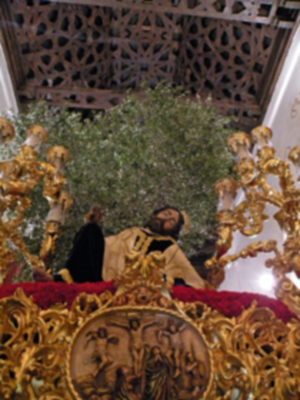 Pasos de Hermandades sevillana, que no procesionaron por lluvia en el Vía-crucis del año de la fe de Sevilla.