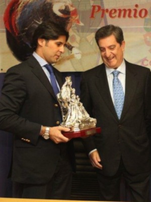 Francisco Rivera no comprende el enfado de la duquesa de Alba y Eugenia Martínez de Irujo con él