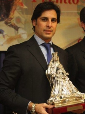 Francisco Rivera no comprende el enfado de la duquesa de Alba y Eugenia Martínez de Irujo con él