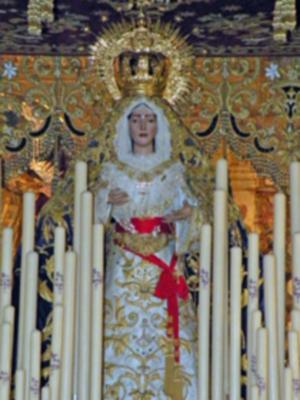 La Hermandad del Nazareno de Alcalá del río sin completar su estación.