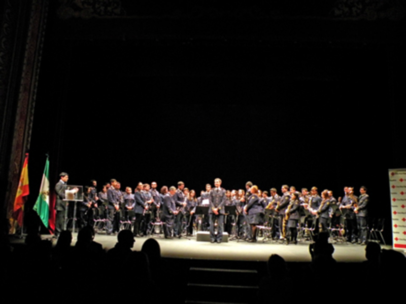Sevilla. La Banda  de la cruz Roja celebro las bodas de oro de su formación musical en el López de Vega.